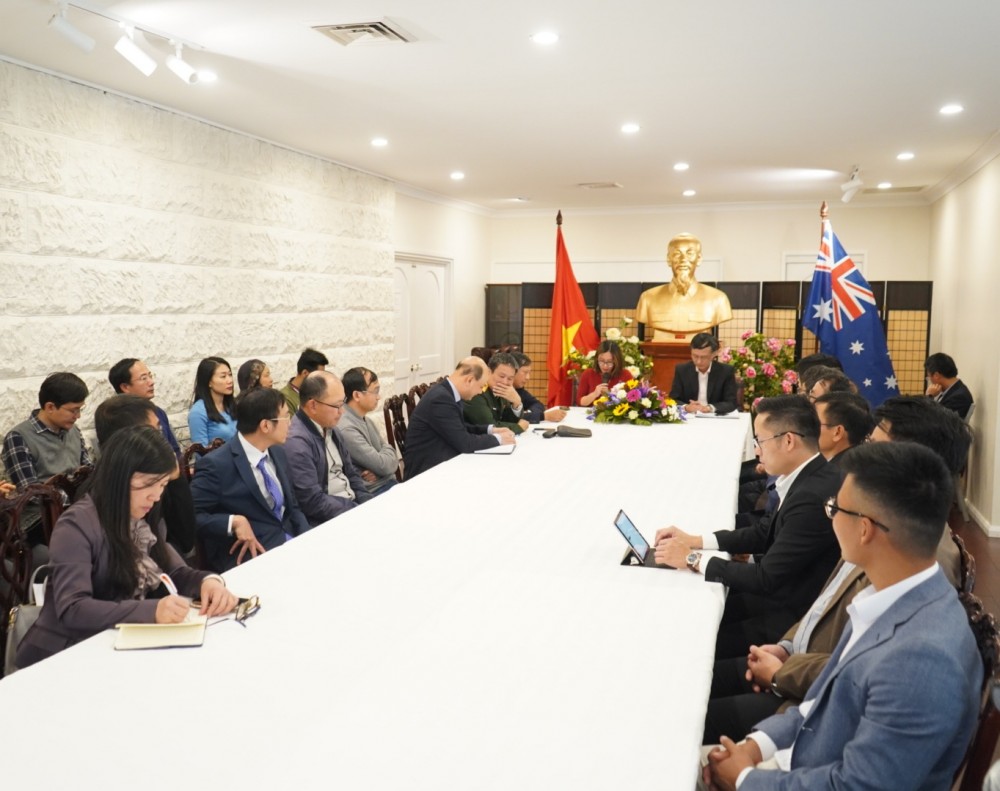 Vietnamese Embassy in Australia reports results of 13th National Party Congress